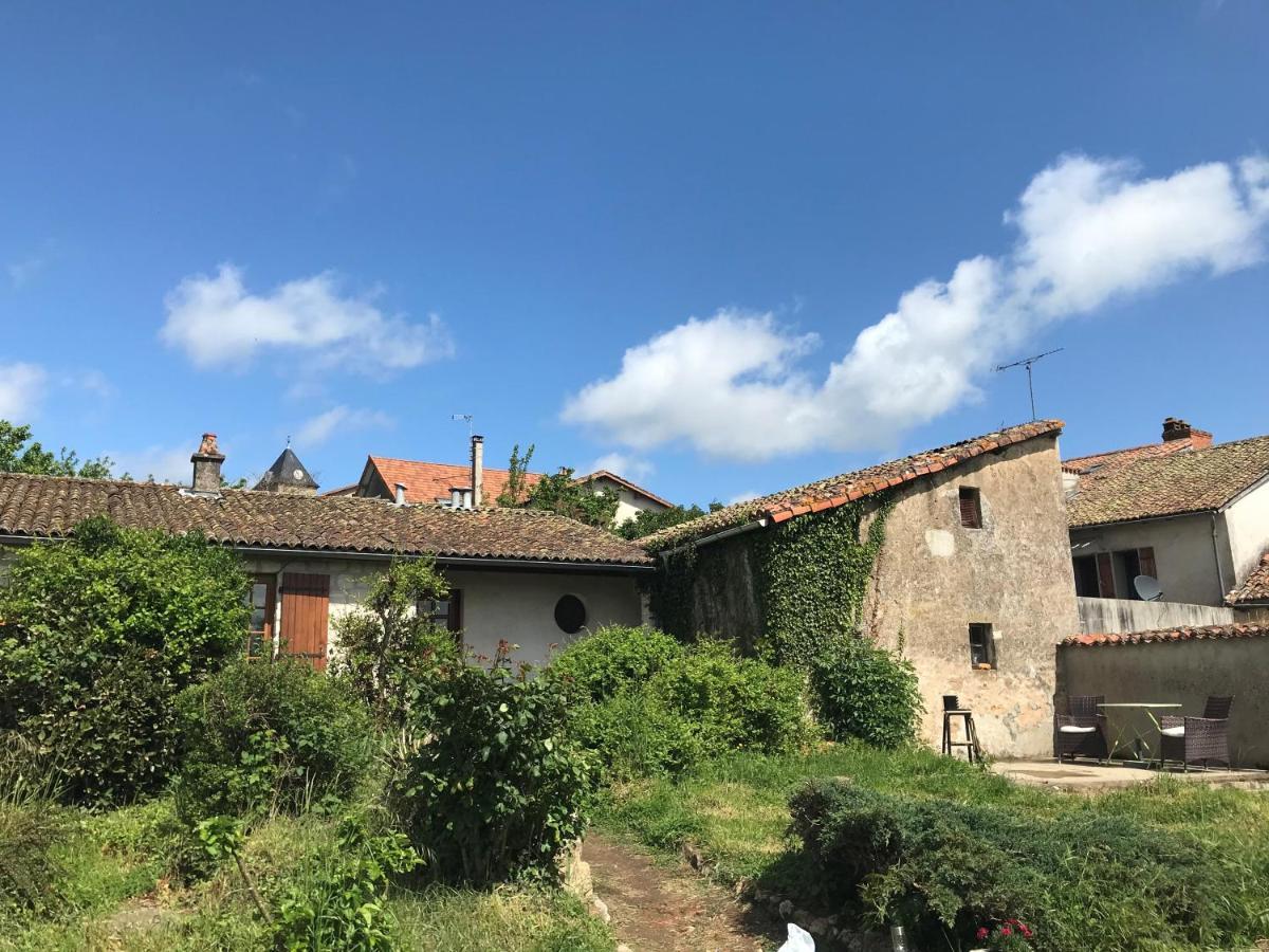 May'S Cottage Availles-Limouzine Kültér fotó